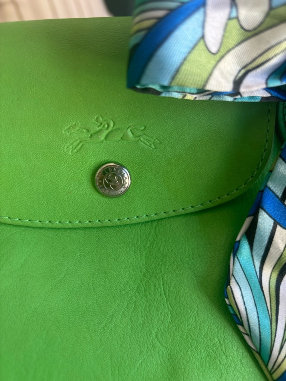 Longchamp Lime Green Leather Satchel with a Longchamp Decorative Scarf - Picture 5 of 10